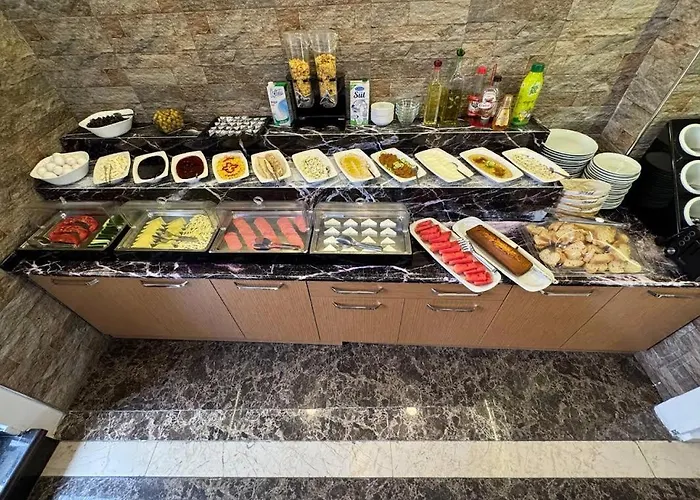 Alojamento de Acomodação e Pequeno-almoço Ens 4*